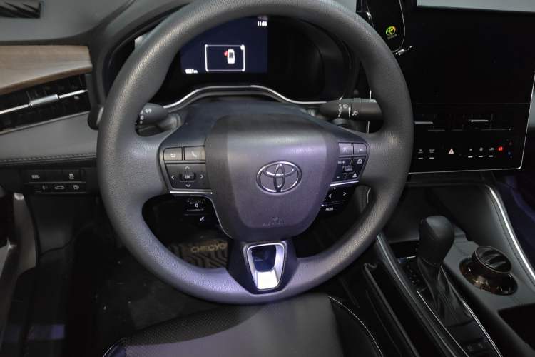 Used Toyota Avalon 2024 2.0L Ambition Edition Steering Wheel