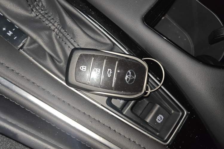 Used Toyota Avalon 2024 2.0L Ambition Edition Vehicle Key