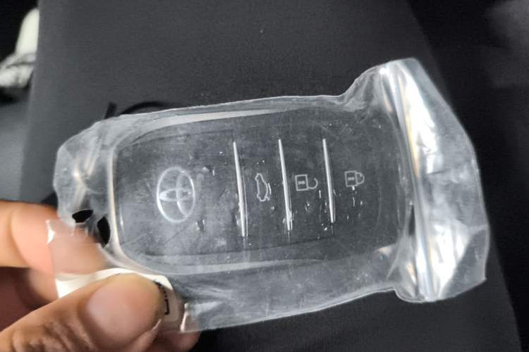 Used Toyota Avalon 2024 2.0L Luxury Edition Vehicle Key