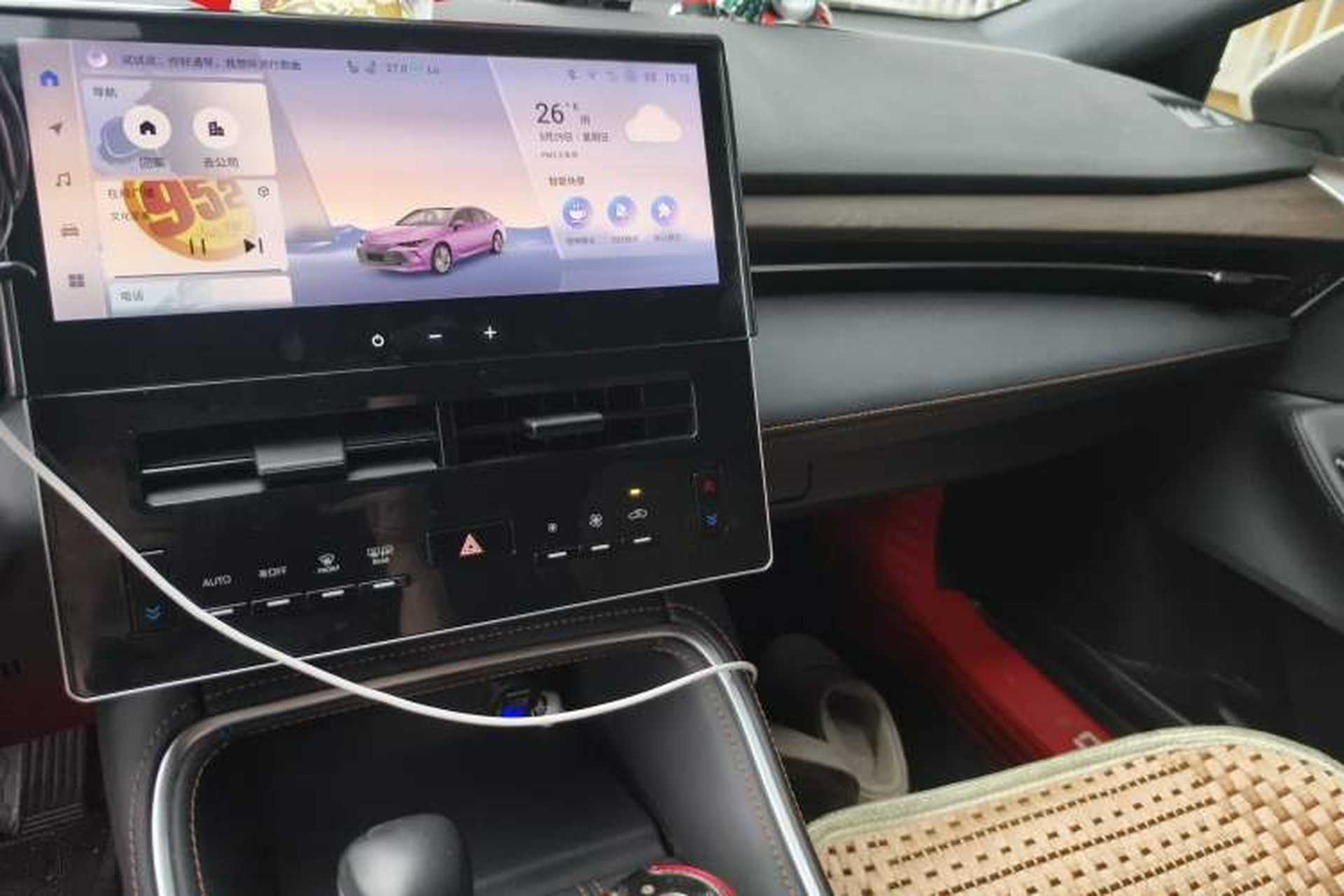 Used Toyota Avalon 2024 2.0L Luxury Edition Audio And AC Panel