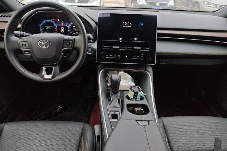 Used Toyota Avalon 2024 2.0L Luxury Edition Center Console