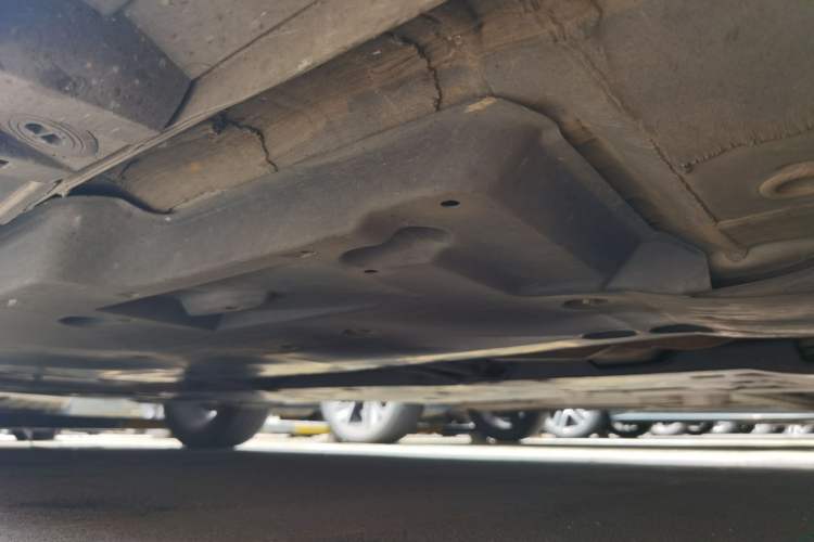 Used Toyota Avalon 2024 Dual-Motor 2.0L Luxury Edition Chassis Front Right