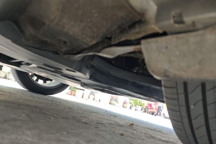 Used Toyota Avalon 2024 Dual-Engine 2.5L XLE Premium Edition Chassis Front Right