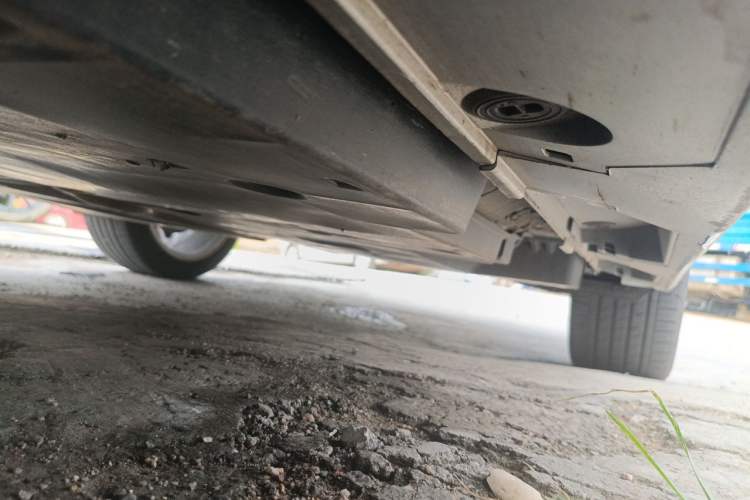 Used Toyota Avalon 2024 2.0L Luxury Edition Chassis Rear Left