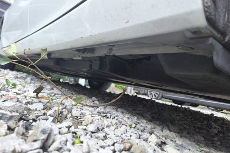 Used Toyota Avalon 2024 2.0L Premium Edition Chassis Rear Left