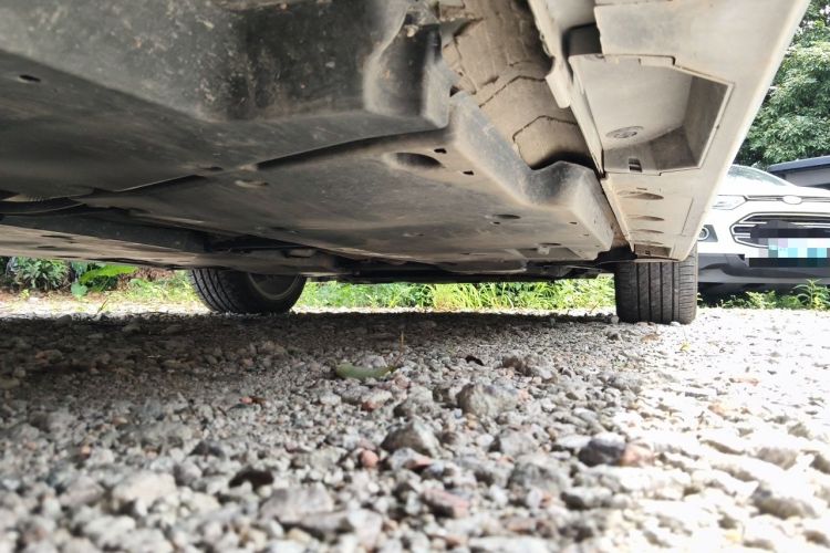 Used Toyota Avalon 2024 Dual-Motor 2.0L Luxury Edition Chassis Rear Right
