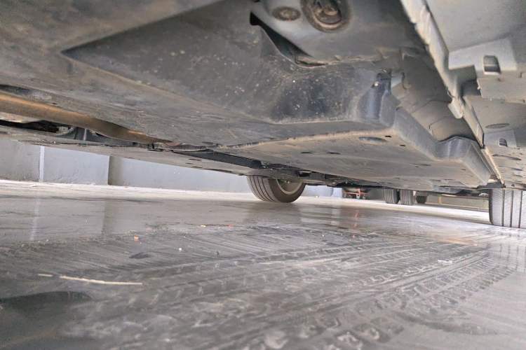 Used Toyota Avalon 2024 2.0L Luxury Edition Chassis Rear Right