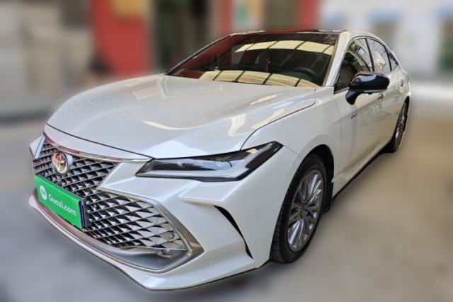 Used Toyota Avalon 2024 Dual-Engine 2.5L XLE Premium Edition