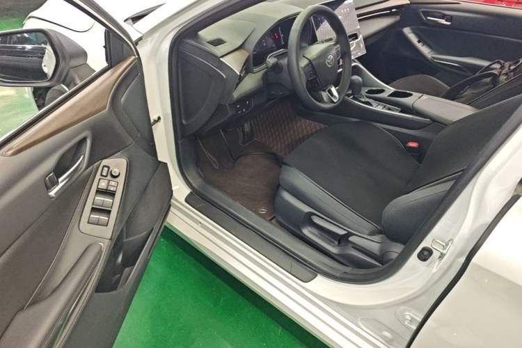 Used Toyota Avalon 2024 2.0L Ambition Edition Driver Seat