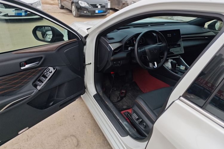 Used Toyota Avalon 2024 2.0L Luxury Edition Driver Seat