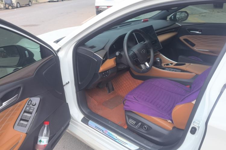 Used Toyota Avalon 2024 2.0L Luxury Edition Driver Seat