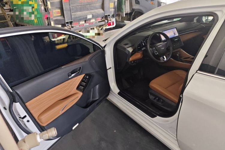 Used Toyota Avalon 2024 2.0L Luxury Edition Driver Seat