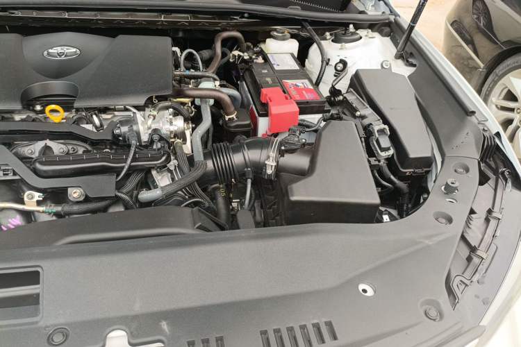 Used Toyota Avalon 2024 2.0L Luxury Edition Engine Bay Left