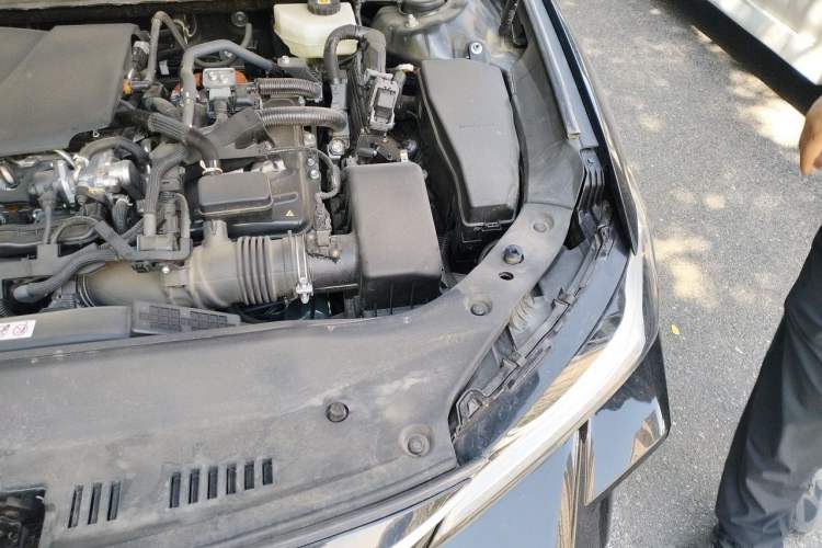 Used Toyota Avalon 2024 Dual-Motor 2.0L Luxury Edition Engine Bay Left