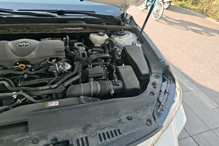 Used Toyota Avalon 2024 Dual-Engine 2.5L XLE Premium Edition Engine Bay Left