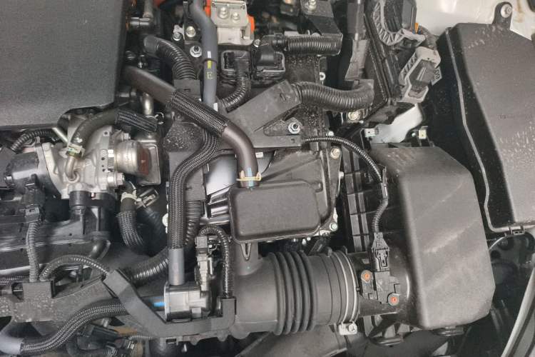 Used Toyota Avalon 2024 Dual-Motor 2.0L Luxury Edition Engine Bay Left