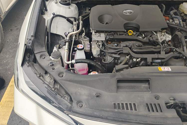 Used Toyota Avalon 2024 Dual-Motor 2.0L Premium Edition Engine Bay Right