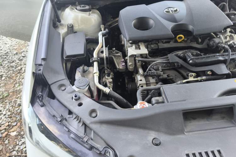 Used Toyota Avalon 2024 2.0L Premium Edition Engine Bay Right