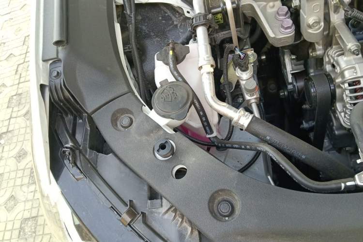Used Toyota Avalon 2024 2.0L Ambition Edition Engine Bay Right