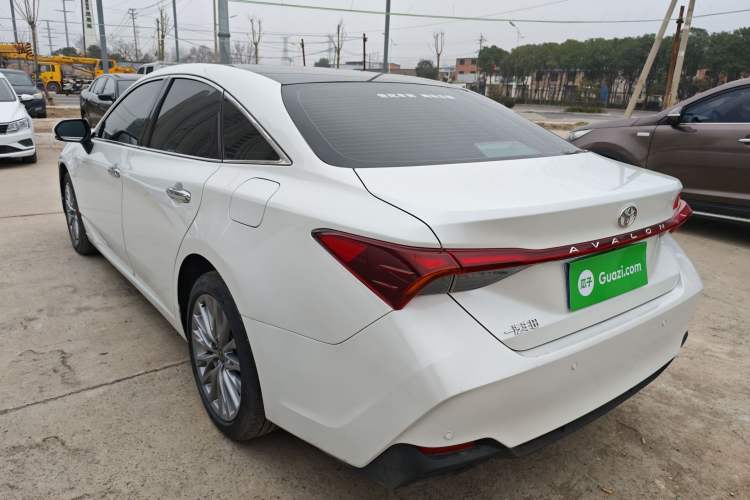 Used Toyota Avalon 2024 2.0L Luxury Edition Exterior 2