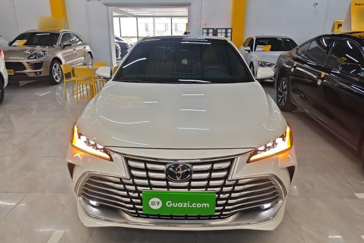 Used Toyota Avalon 2024 Dual-Motor 2.0L Luxury Edition Front