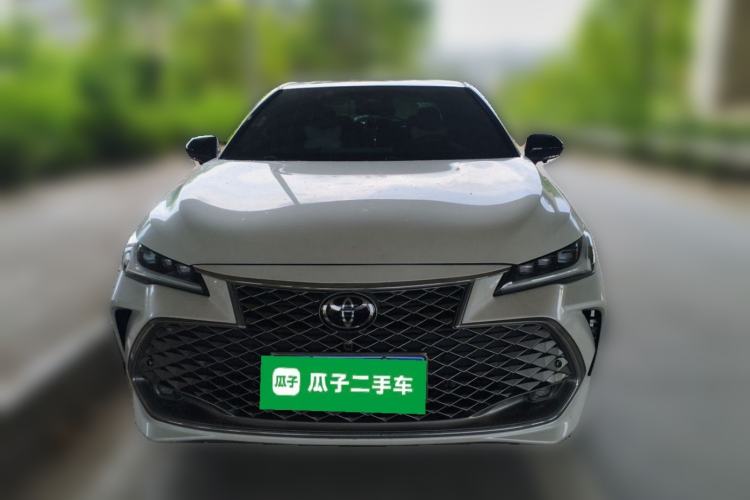 Used Toyota Avalon 2024 Dual-Motor 2.0L Luxury Edition Front