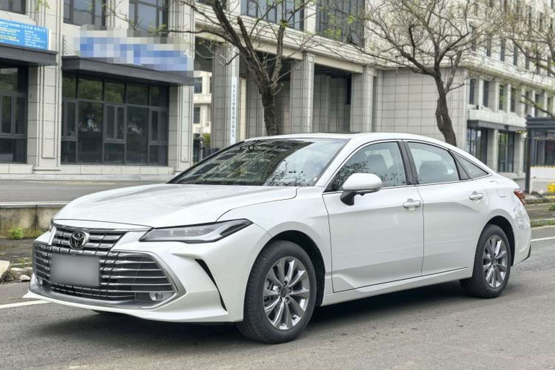 Used Toyota Avalon 2024 2.0L Ambition Edition Front Left 45 Deg