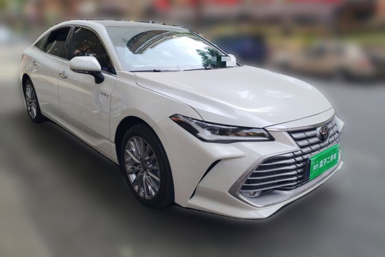Used Toyota Avalon 2024 Dual-Motor 2.0L Luxury Edition Front Right 45 Deg