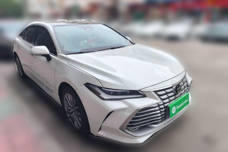 Used Toyota Avalon 2024 2.0L Luxury Edition Front Right 45 Deg