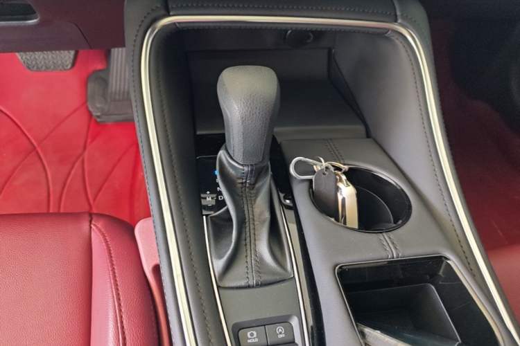 Used Toyota Avalon 2024 2.0L Ambition Edition Gear Lever
