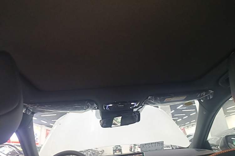 Used Toyota Avalon 2024 Dual-Engine 2.5L XLE Premium Edition Headliner