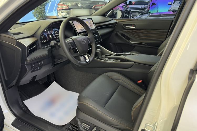 Used Toyota Avalon 2024 2.0L Luxury Edition Interior 2
