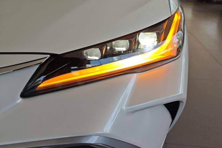 Used Toyota Avalon 2024 2.0L Ambition Edition Left Front Headlight