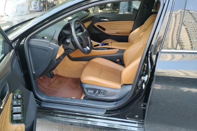 Used Toyota Avalon 2024 Dual-Motor 2.0L Luxury Edition Left Front Seat