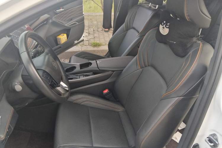 Used Toyota Avalon 2024 Dual-Motor 2.0L Premium Edition Left Front Seat