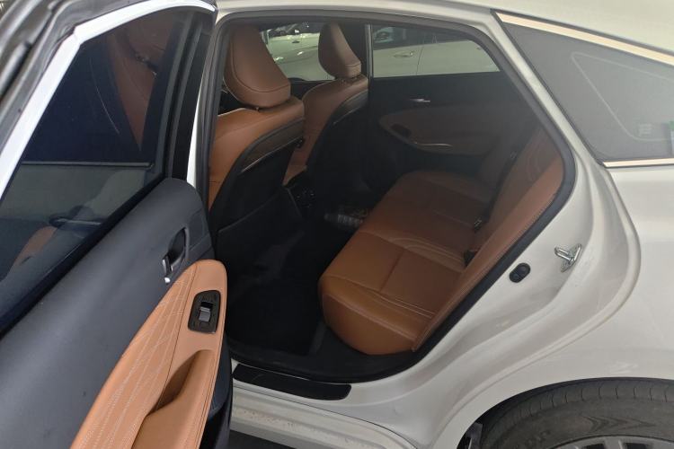 Used Toyota Avalon 2024 2.0L Luxury Edition Left Rear Seat