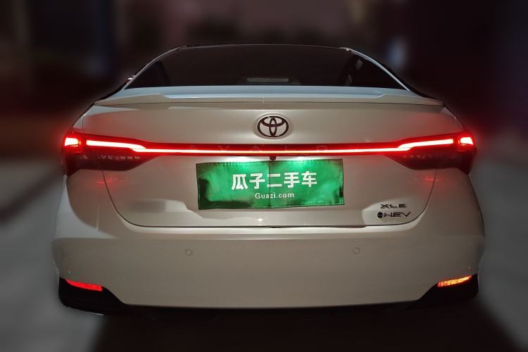 Used Toyota Avalon 2024 Dual-Engine 2.5L XLE Premium Edition Rear