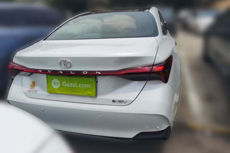 Used Toyota Avalon 2024 Dual-Motor 2.0L Luxury Edition Rear