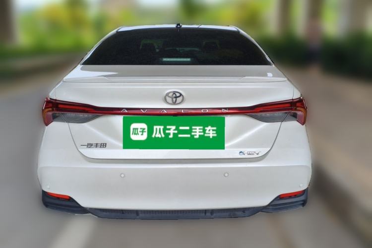 Used Toyota Avalon 2024 Dual-Motor 2.0L Luxury Edition Rear