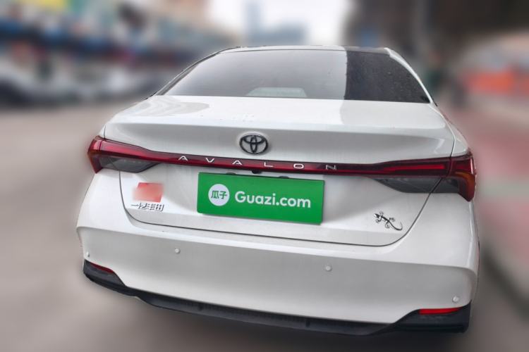 Used Toyota Avalon 2024 2.0L Luxury Edition Rear