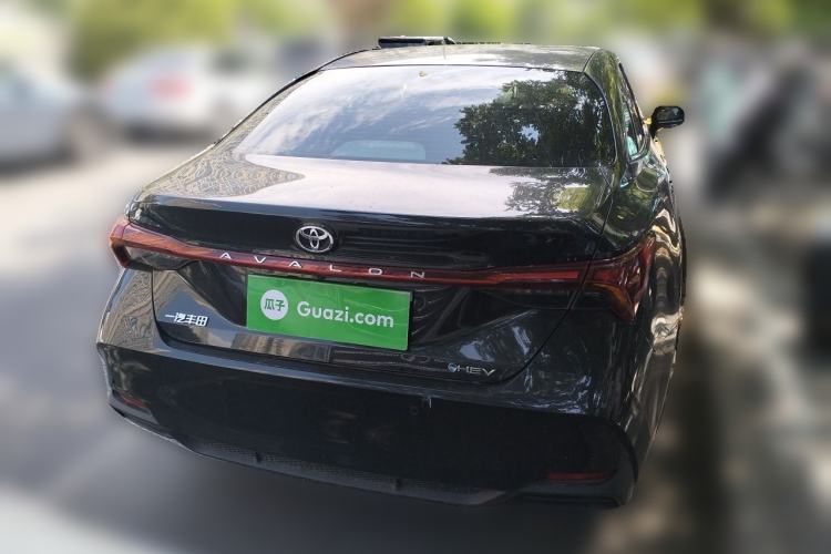 Used Toyota Avalon 2024 Dual-Motor 2.0L Luxury Edition Rear