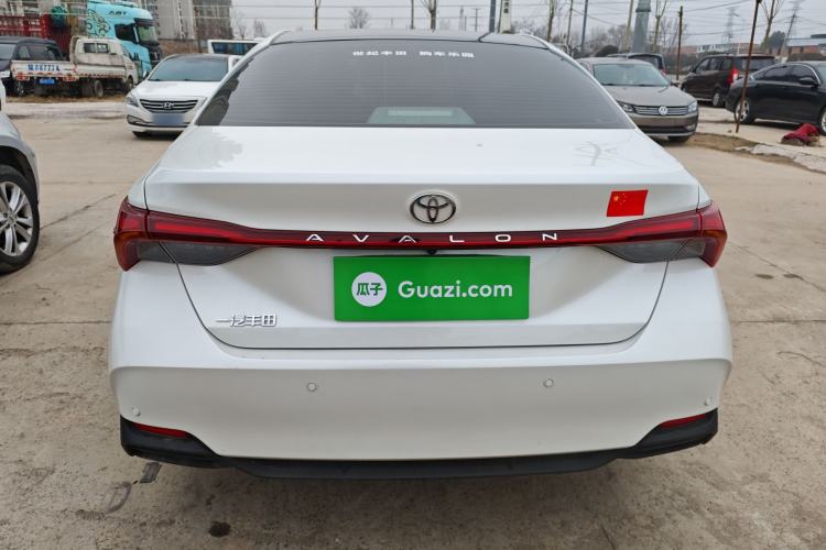 Used Toyota Avalon 2024 2.0L Luxury Edition Rear