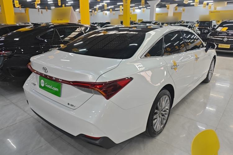 Used Toyota Avalon 2024 Dual-Motor 2.0L Luxury Edition Rear Right 45 Deg