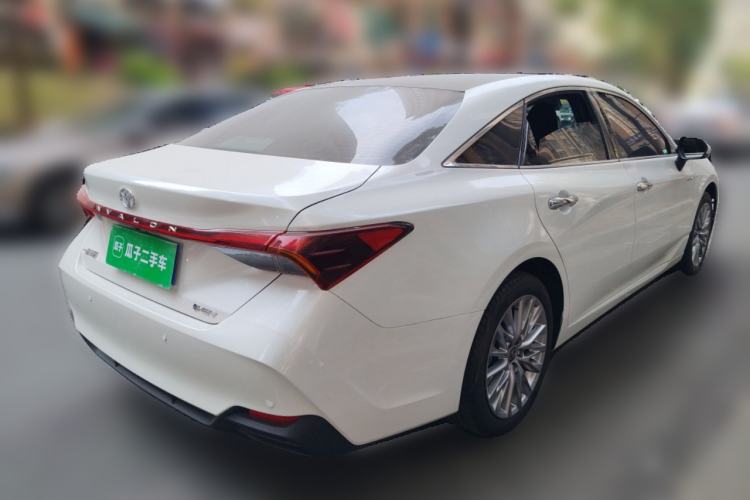 Used Toyota Avalon 2024 Dual-Motor 2.0L Luxury Edition Rear Right 45 Deg