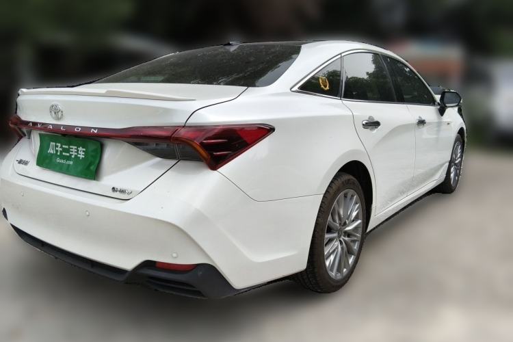 Used Toyota Avalon 2024 Dual-Motor 2.0L Luxury Edition Rear Right 45 Deg