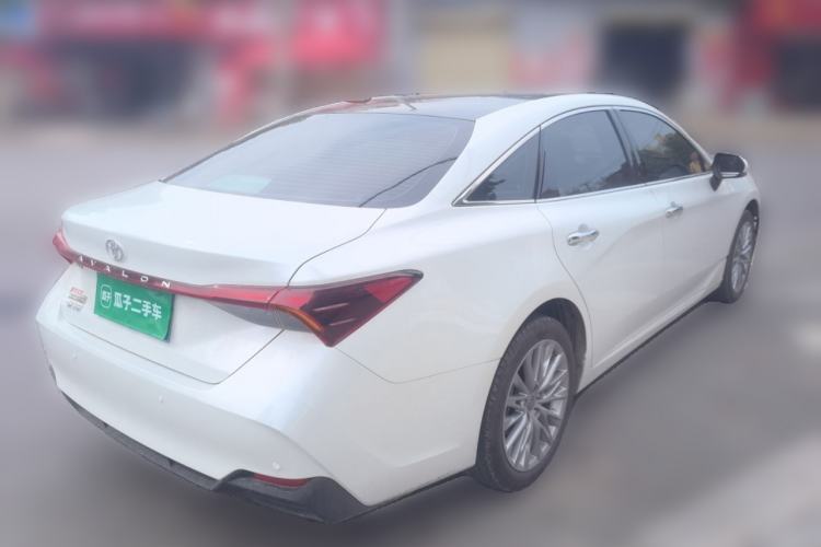 Used Toyota Avalon 2024 2.0L Luxury Edition Rear Right 45 Deg