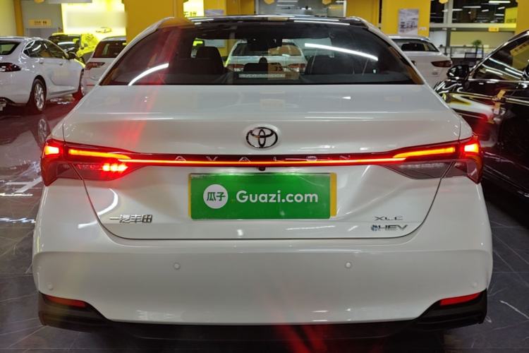 Used Toyota Avalon 2024 Dual-Motor 2.0L Premium Edition Rear
