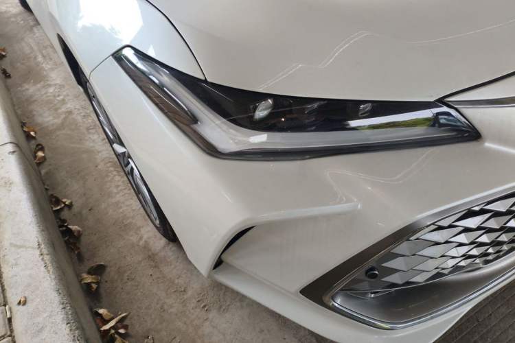 Used Toyota Avalon 2024 Dual-Motor 2.0L Luxury Edition Right Front Headlight