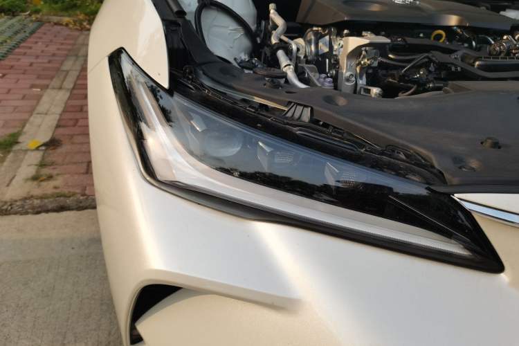Used Toyota Avalon 2024 2.0L Ambition Edition Right Front Headlight