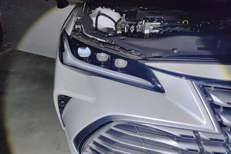 Used Toyota Avalon 2024 2.0L Ambition Edition Right Front Headlight